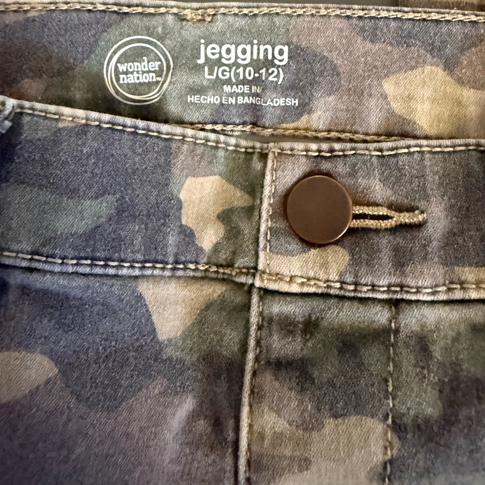 Camo jeggings by Wonder nation - Picture 5 of 6